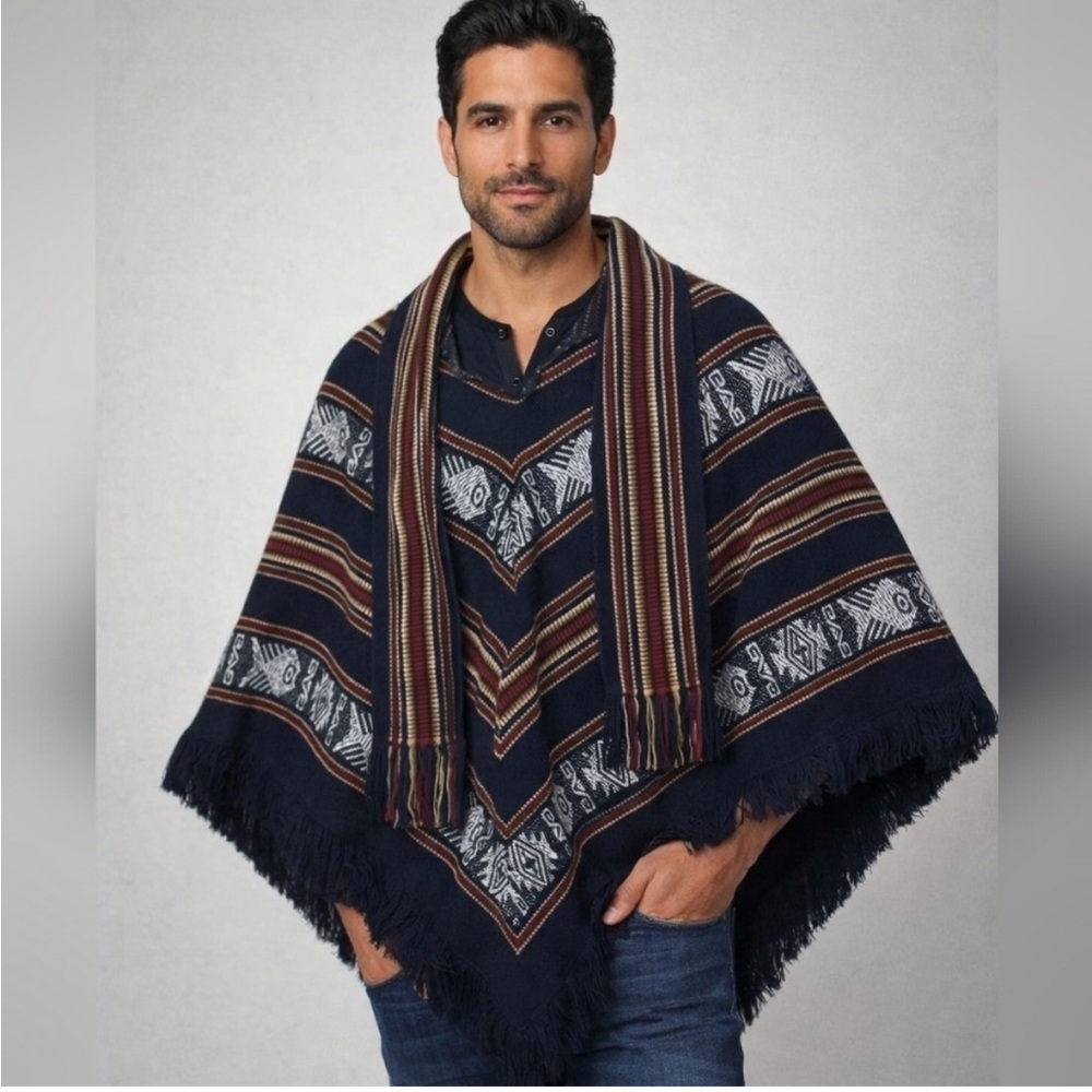 Tejidos Diaz wool blend Poncho Made in Ecuador One Size Unisex style